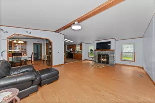 1878 Maple Grove Rd, Pike Township, OH 45154 - Photo 6