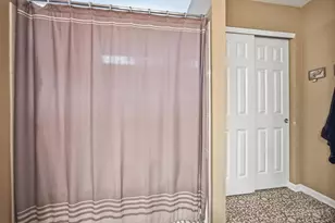 6028 Pond View Ct, Green Township, OH 45247 - Photo 28