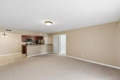 3383 Emerald Lakes Drive #2D, Green Township, OH 45211 - Photo 6