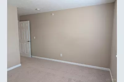 3383 Emerald Lakes Drive #2D, Green Township, OH 45211 - Photo 6