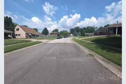 5013 Fortman Drive, Jefferson Twp, OH 45417 - Photo 4