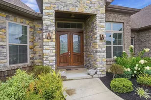 8009 Bennington Dr, West Chester, OH 45241 - Photo 8