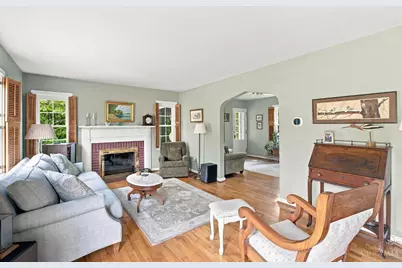 709 E Chestnut Street, Oxford, OH 45056 - Photo 2