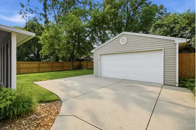 7903 Buckeye Crescent, Madeira, OH 45243 - Photo 38