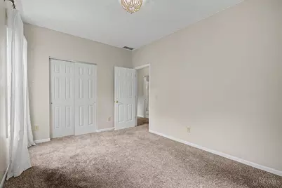 4911 Sir Gregory Way, Middletown, OH 45044 - Photo 16