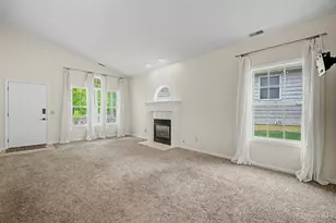 4911 Sir Gregory Way, Middletown, OH 45044 - Photo 4