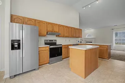 4911 Sir Gregory Way, Middletown, OH 45044 - Photo 6