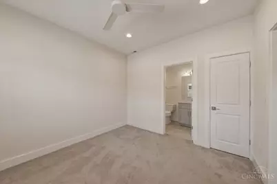3908 Edwards Road #C, Cincinnati, OH 45209 - Photo 8