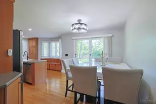 6844 High Meadows Dr, Anderson Township, OH 45230 - Photo 8