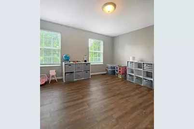 6568 Fayetta Drive, Fairfield Township, OH 45011 - Photo 12