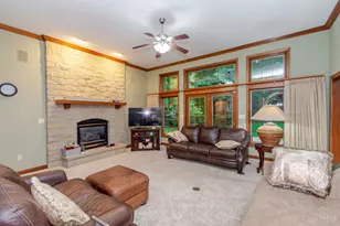 2400 Gatesland Ct, Miami Township, OH 45459 - Photo 10
