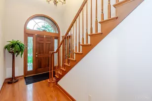 2400 Gatesland Ct, Miami Township, OH 45459 - Photo 6