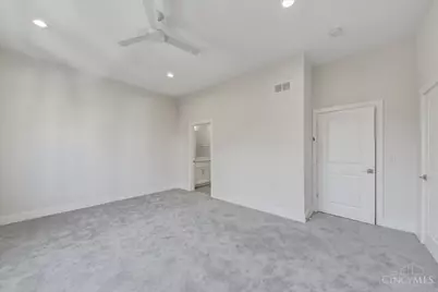 3912 Edwards Road, Cincinnati, OH 45209 - Photo 38