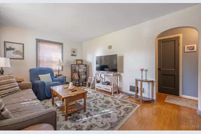 2582 Bonnie Drive, Cincinnati, OH 45230 - Photo 6