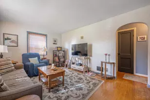 2582 Bonnie Dr, Cincinnati, OH 45230 - Photo 6