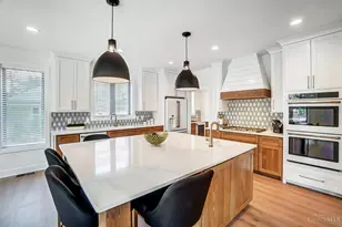 4021 Taylor Ave, Cincinnati, OH 45209 - Photo 6