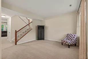 7042 Woodberry Dr, Fairfield Township, OH 45011 - Photo 6