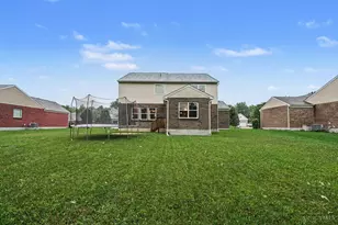 7042 Woodberry Dr, Fairfield Township, OH 45011 - Photo 4
