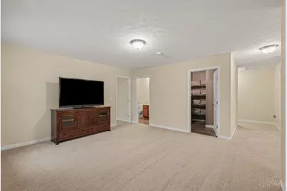 7042 Woodberry Drive, Fairfield Township, OH 45011 - Photo 26