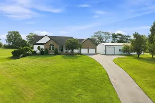 62 Kings Ct, Clark Township, OH 45159 - Photo 1