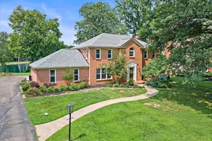 11951 Timberlake Dr, Symmes Township, OH 45249 - Photo 2