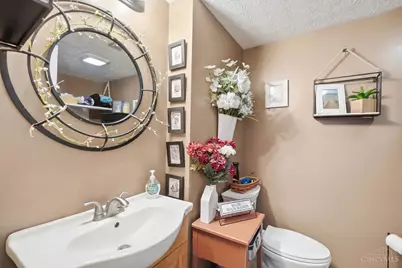 905 Victoria Drive, Franklin, OH 45005 - Photo 46
