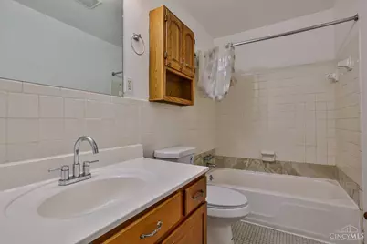 1556 Meredith Drive #1, Springfield Township, OH 45231 - Photo 10