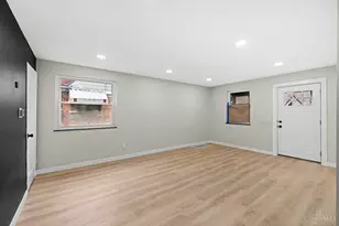 6025 Connecticut Ct, Cincinnati, OH 45224 - Photo 4