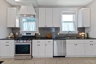 1751 Jester St, Cincinnati, OH 45223 - Photo 6
