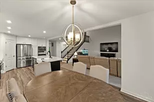 7082 Birkdale Dr, Hamilton Township, OH 45039 - Photo 8