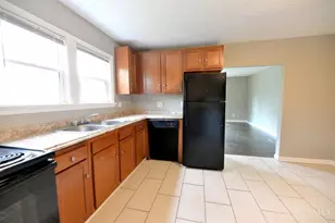 7670 Pippin Rd, Colerain Township, OH 45239 - Photo 6