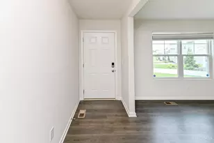 2465 Amelia Ct, Colerain Township, OH 45239 - Photo 4