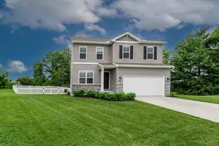 2465 Amelia Ct, Colerain Township, OH 45239 - Photo 2