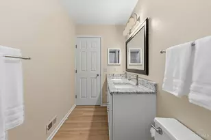 6489 Club Ln, West Chester, OH 45069 - Photo 32
