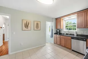 3201 Grischy Ln, Cincinnati, OH 45208 - Photo 10