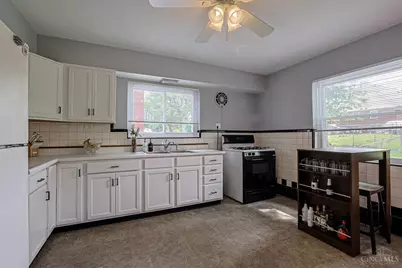 1132 Betty Lane, Delhi Township, OH 45238 - Photo 10