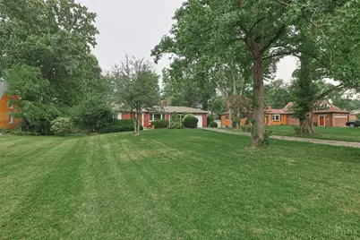5240 Myerdale Drive, Blue Ash, OH 45242 - Photo 2