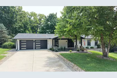 8702 Appleknoll Lane, Sycamore Township, OH 45236 - Photo 2