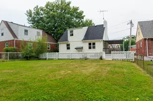 3952 Race Rd, Green Township, OH 45211 - Photo 34