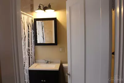 1802 Lawn Avenue, Cincinnati, OH 45237 - Photo 20