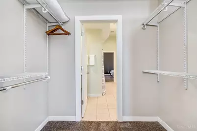 55 E Clifton Avenue #2, Cincinnati, OH 45202 - Photo 4