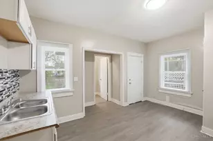 24 W Beechwood Ave, Dayton, OH 45405 - Photo 10
