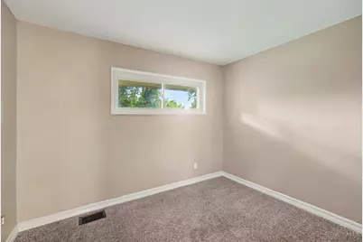 8633 Daly Road, Springfield Township, OH 45231 - Photo 12