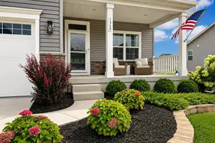 1360 Autumn Ridge Dr, Lebanon, OH 45036 - Photo 4