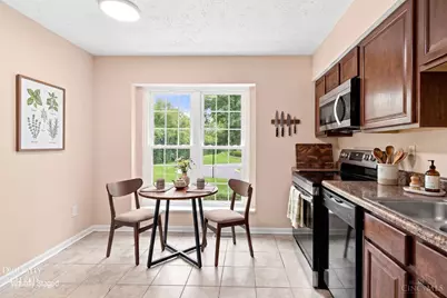 10935 Brookgreen Court, Sycamore Township, OH 45242 - Photo 4