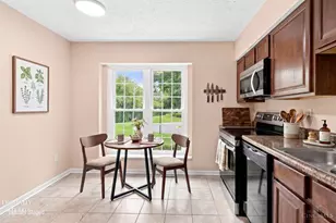 10935 Brookgreen Ct, Sycamore Township, OH 45242 - Photo 4