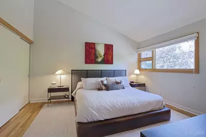 1022 Hatch Street, Cincinnati, OH 45202 - Photo 30