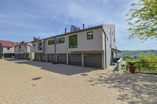 1022 Hatch St, Cincinnati, OH 45202 - Photo 2