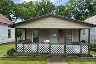 520 E 7th St, Manchester, OH 45144 - Photo 1