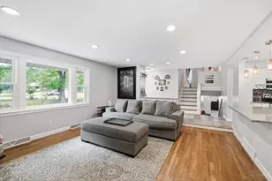 9040 Fox Hunter Ln, Symmes Township, OH 45242 - Photo 4